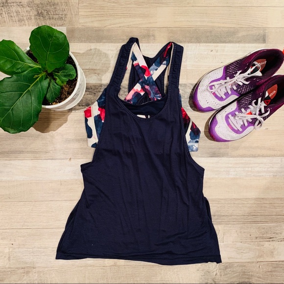 ♻️🌺Lululemon | Hot Yoga Singlet w/ Built-In Bra
